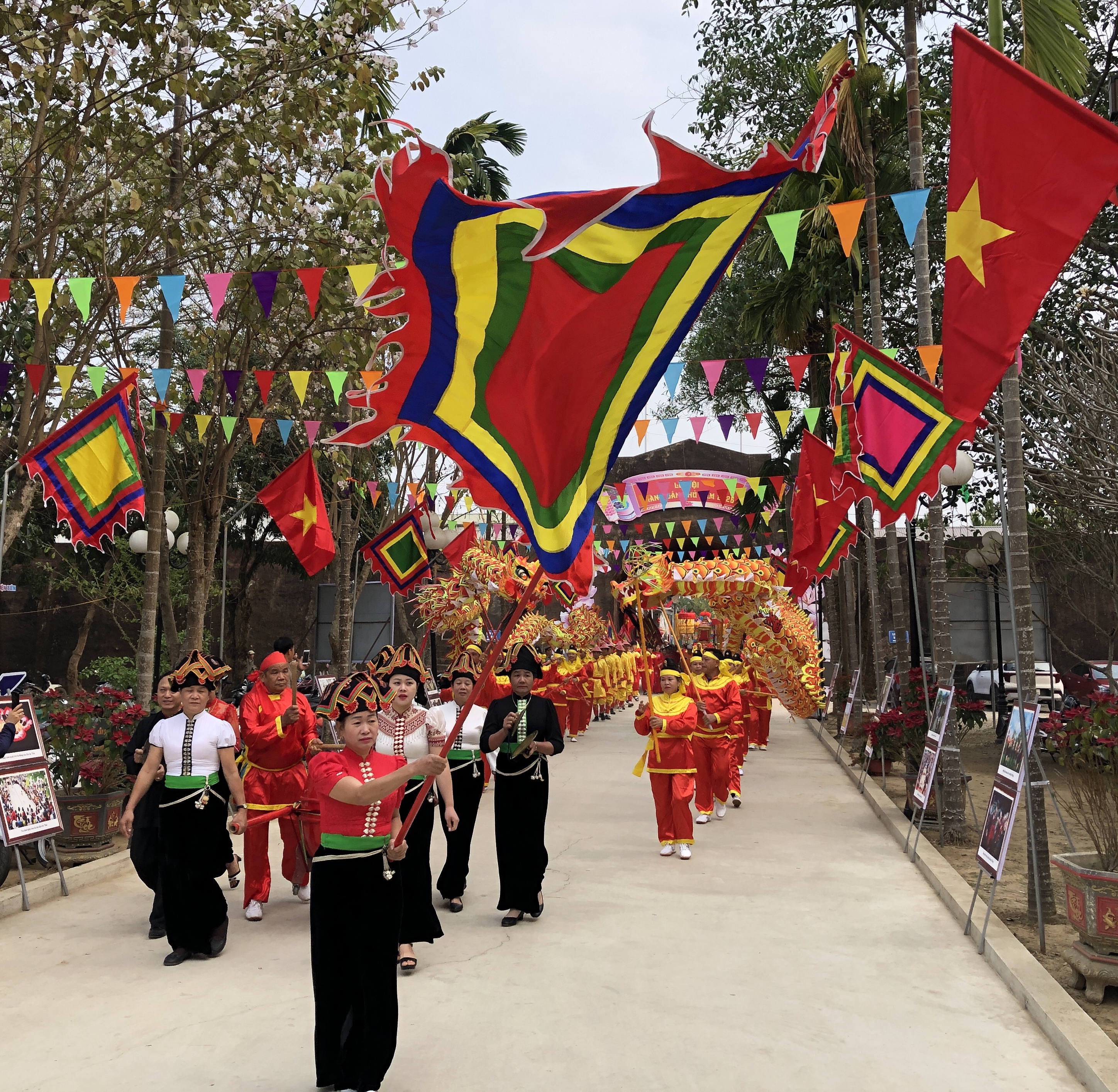 Le-hoi-Thanh-Ban-Phu-2025-5.JPG