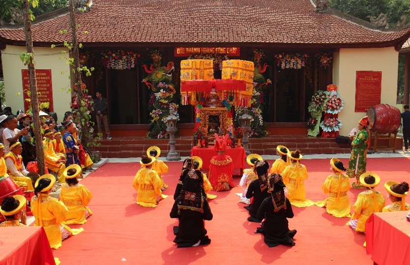 Le-hoi-Thanh-Ban-Phu-4.jpg